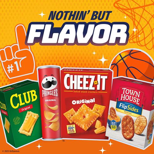 Pringles Potato Crisps Chips, Lunch Snacks, On-The-Go Snacks, Pizza, 5.5Oz Can (1 Can)
