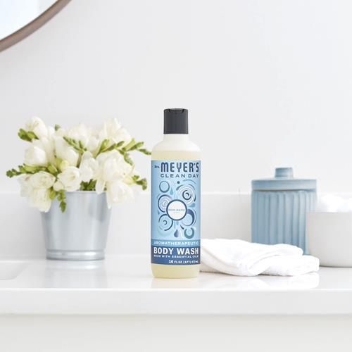 Mrs. Meyers Clean Day Moisturizing Body Wash For Women And Men, Biodegradable Shower Gel Formula Made With Essential Oils, Rain Water, 16 Oz