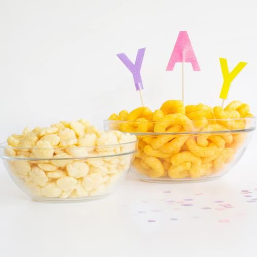 Annies Organic Cheddar Cheesy Smiles, Baked Corn Puffs, Gluten Free, 4 Oz