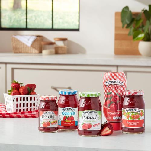 Smuckers Strawberry Preserves, 18 Ounces