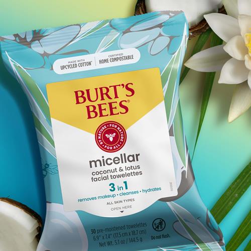 Burts Bees Micellar Facial Towelettes With Coconut And Lotus, Pre-Moistened Towelettes For All Skin Types, 99.5 Percent Natural Origin Skin Care, 30 Ct. Package