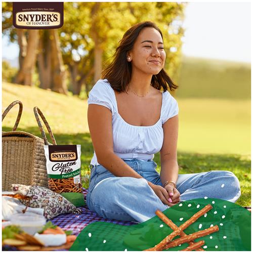 Snyders Of Hanover Pretzels, Gluten Free Pretzel Sticks, 8 Oz