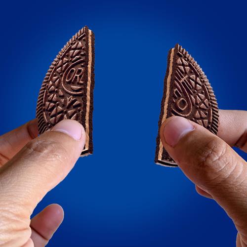 Oreo Thins Tiramisu Creme Chocolate Sandwich Cookies, Family Size, 11.78 Oz